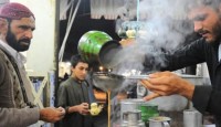 পাকিস্তানিদের চা পান কমানোর আহ্বান সরকারের